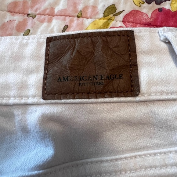 American Eagle Outfitters White Distressed Jean Shorts - Picture 3 of 6